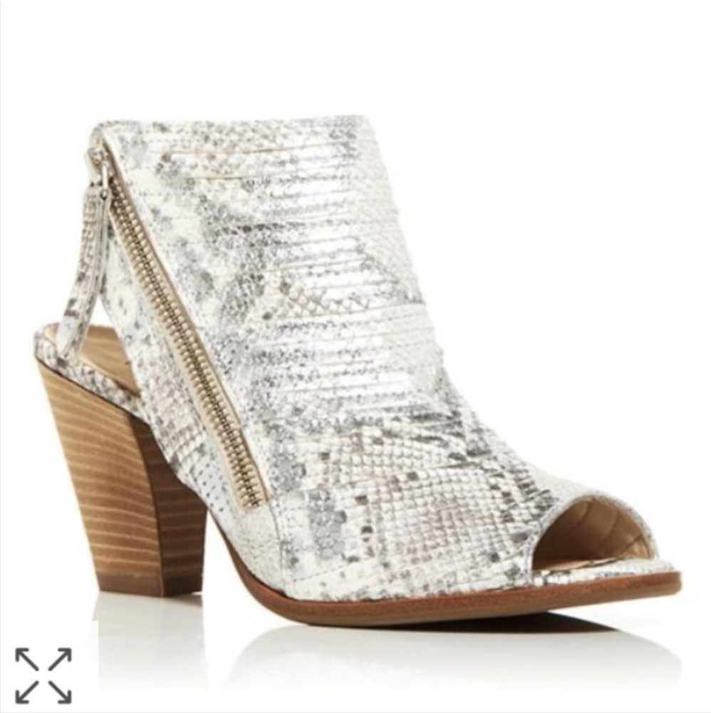 Paul Green Cayenne Moto Booties White Silver Snakeskin Leather 7.5